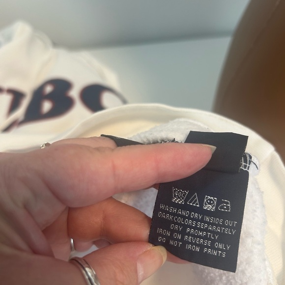 UBC Varsity Collection Hoodie XL - Picture 7 of 7